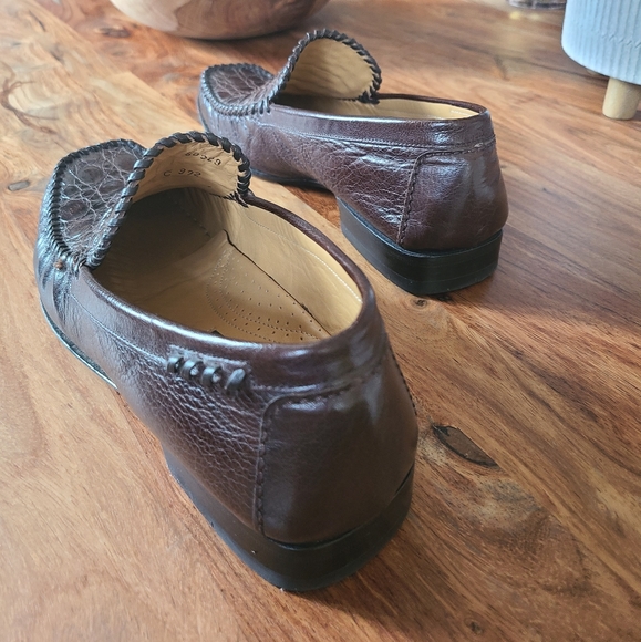 Crocodile leather shoes main image 6